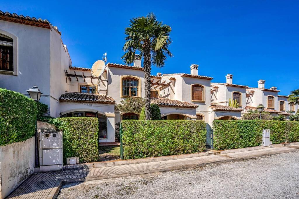 Platja de LarenalLa Isla Casa Barnaby别墅 外观 照片