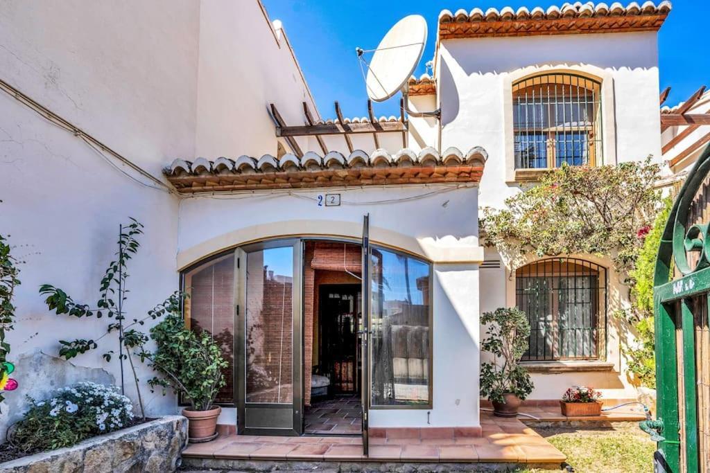 Platja de LarenalLa Isla Casa Barnaby别墅 外观 照片