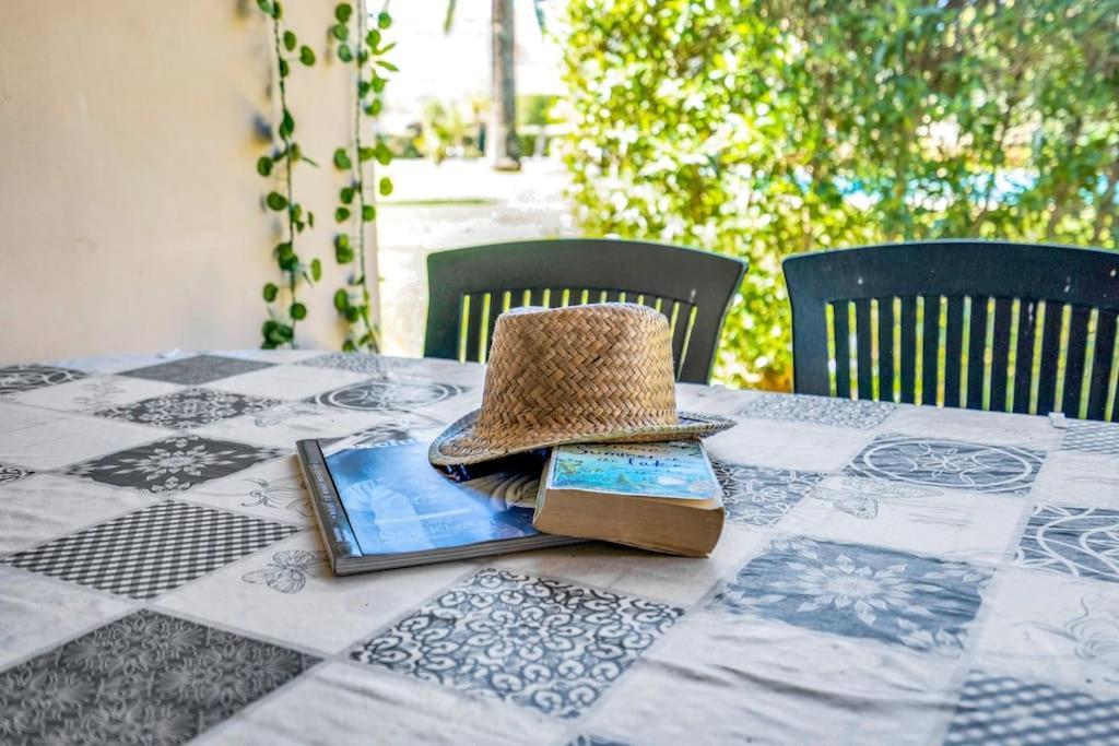 Platja de LarenalLa Isla Casa Barnaby别墅 外观 照片